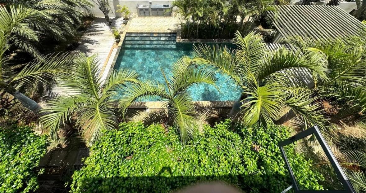 Stunning 3-Bedroom Apartment With Private Rooftop Terrace & Gorgeous Pool Flic-en-Flacq Dış mekan fotoğraf